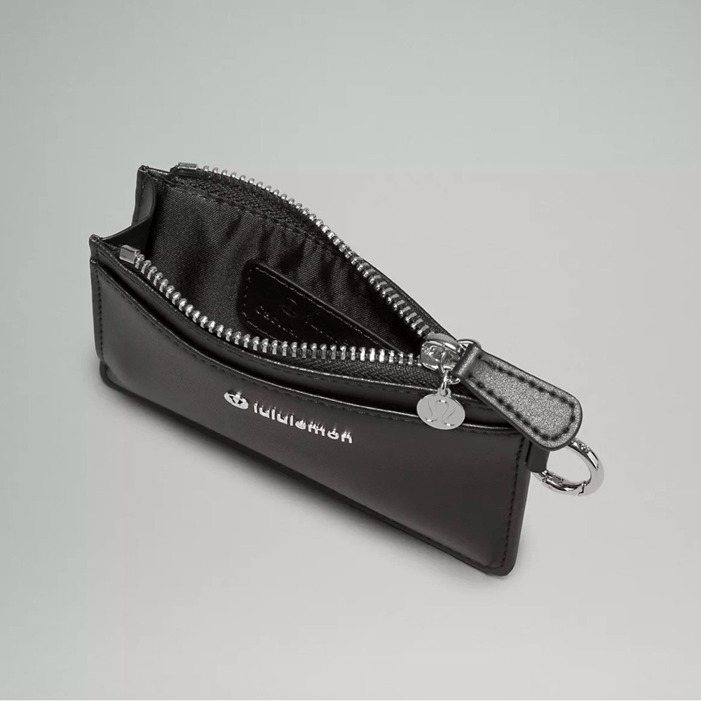 Lululemon wallet - Picture 3 of 5